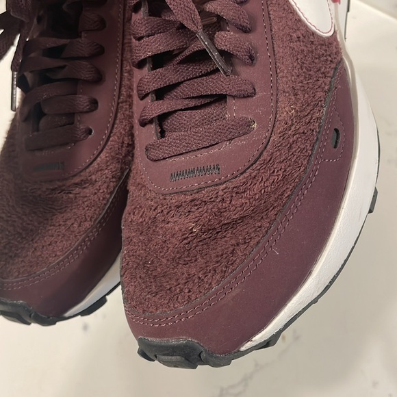 Nike Waffle One SE - Picture 12 of 12